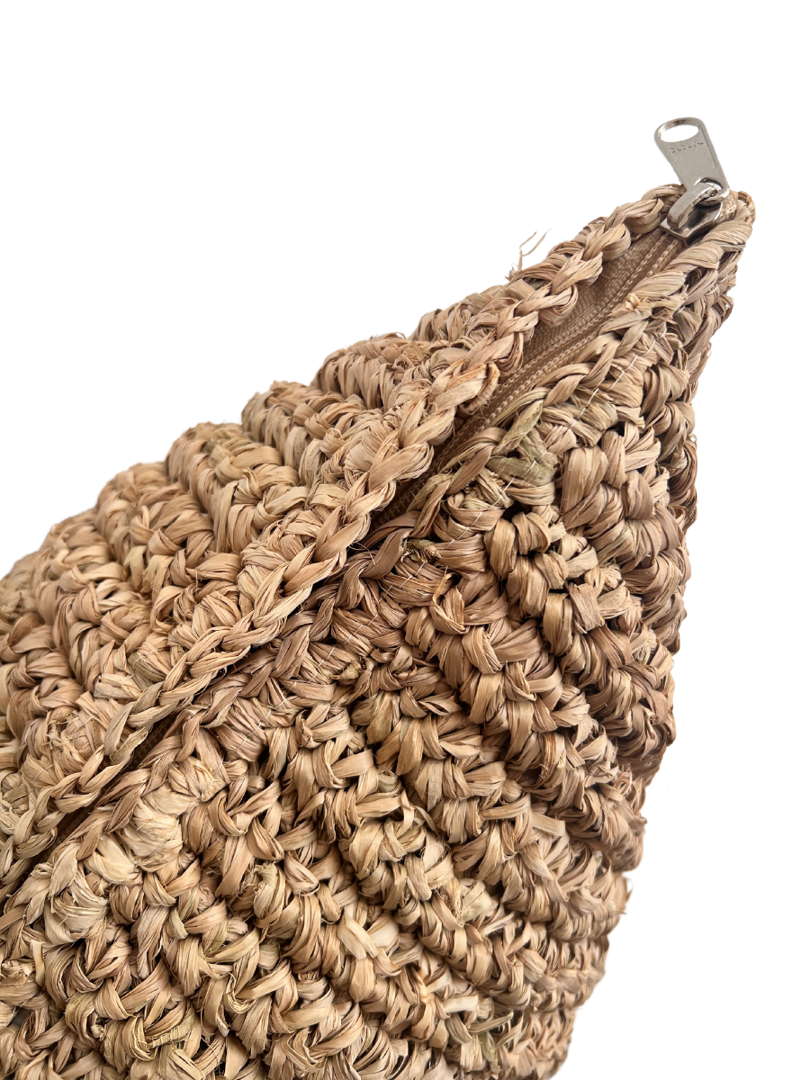Island raffia cushion cover