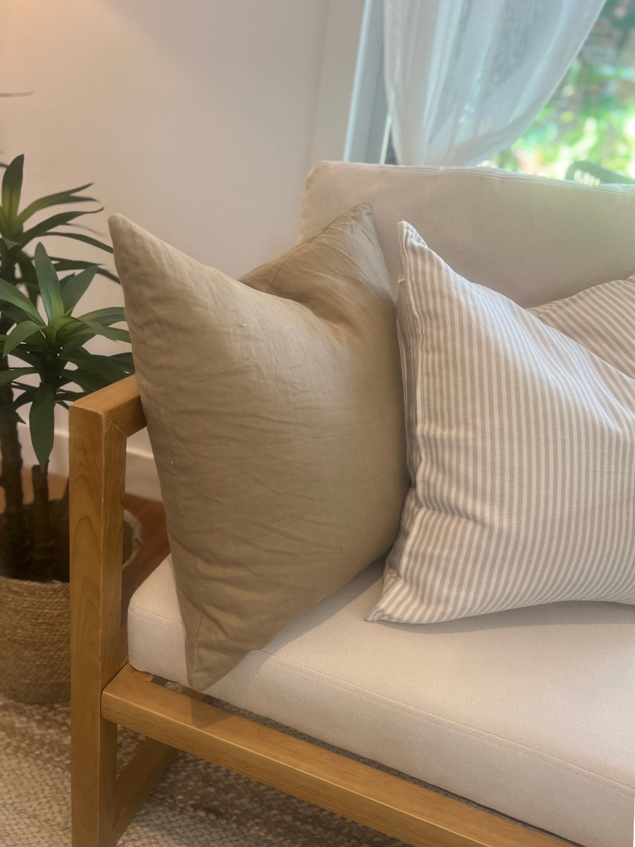 Antibes cushion - Taupe and Ivory