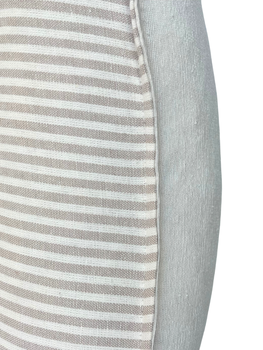 Antibes cushion - Taupe and Ivory