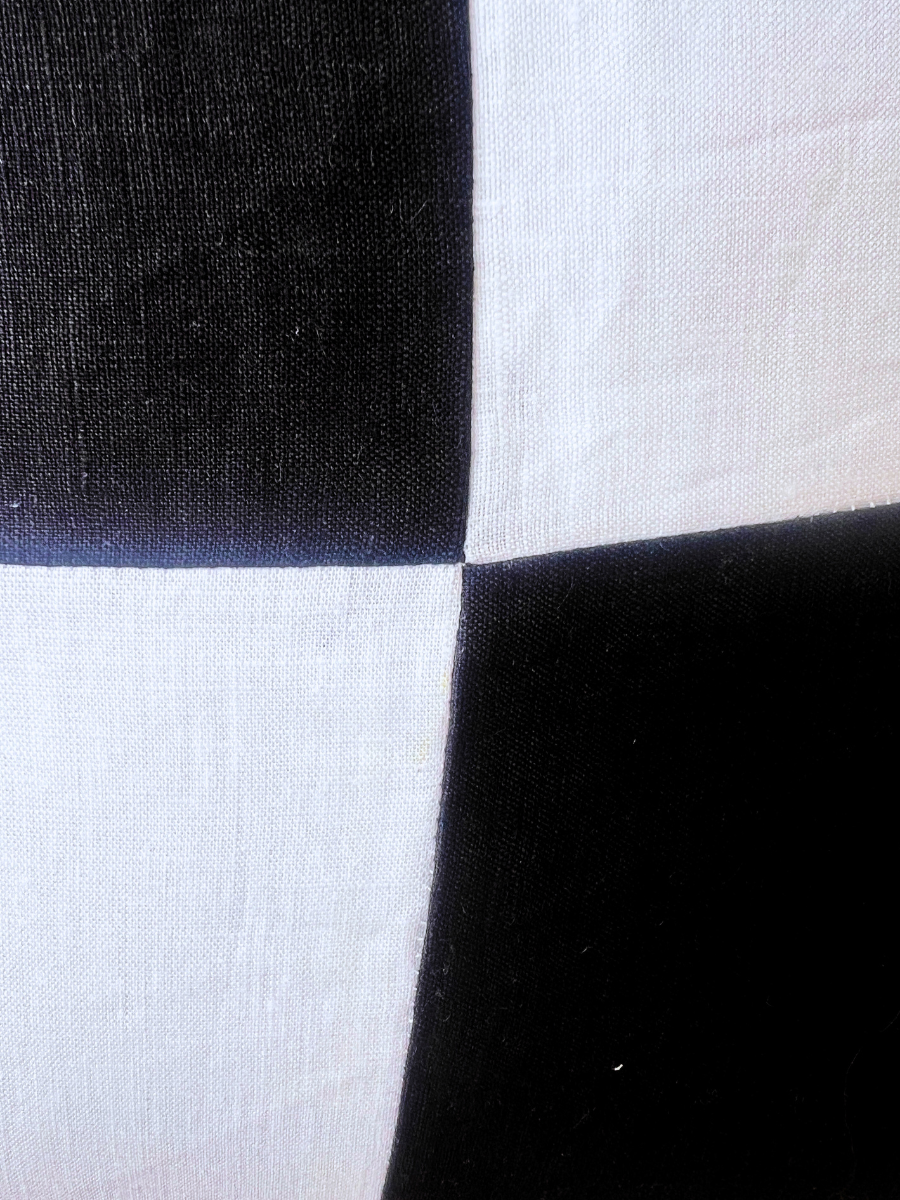 Quattro Luxe Linen cover - Black & White