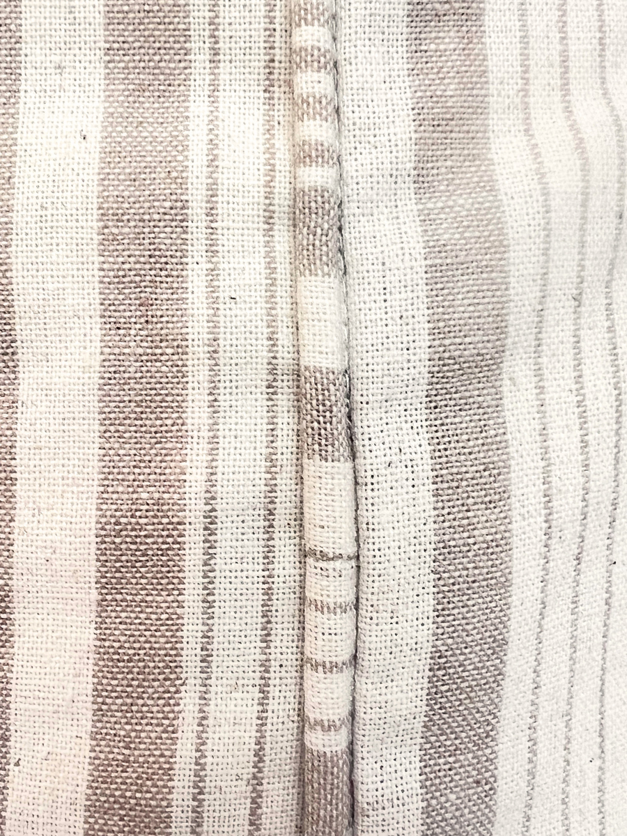 Sabbia Stripe Square