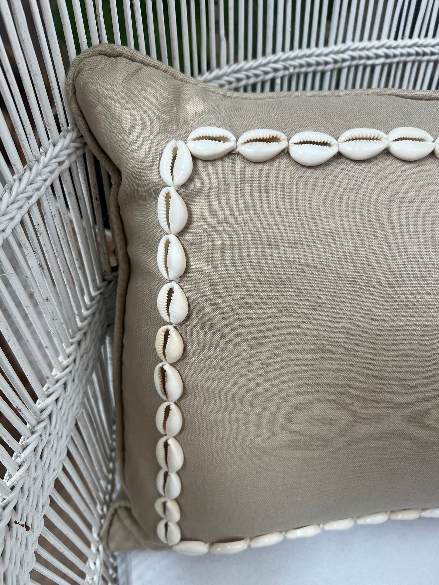 Dunes shell cushion - New!